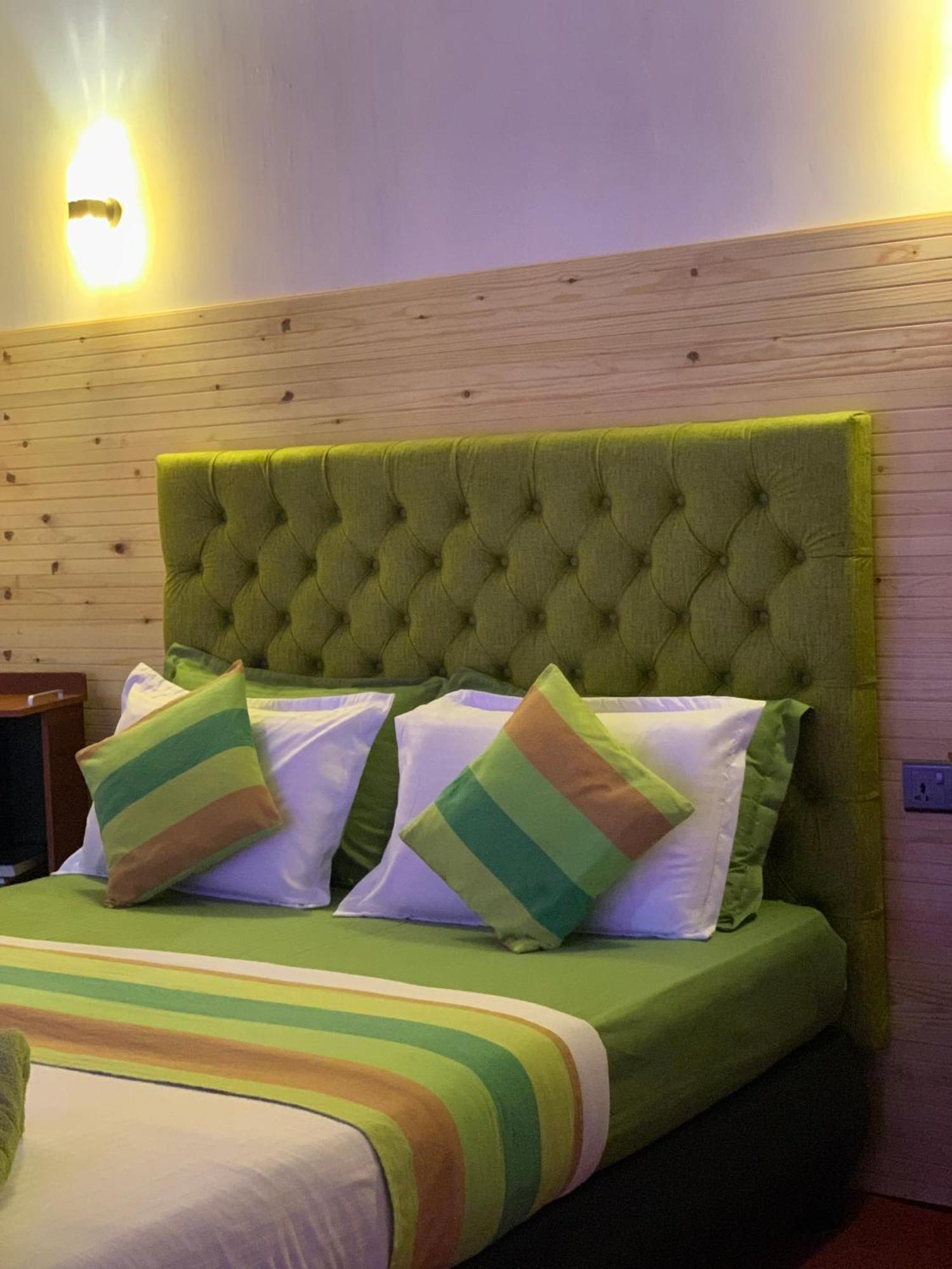 Mc Queen Homestay Ella Exterior photo